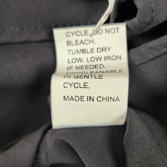 🌼Shein Top Womens Size 8/10 Black Sleeveless V Neck - Picture 9 of 13